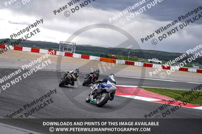 cadwell no limits trackday;cadwell park;cadwell park photographs;cadwell trackday photographs;enduro digital images;event digital images;eventdigitalimages;navarra;no limits trackdays;peter wileman photography;racing digital images;trackday digital images;trackday photos